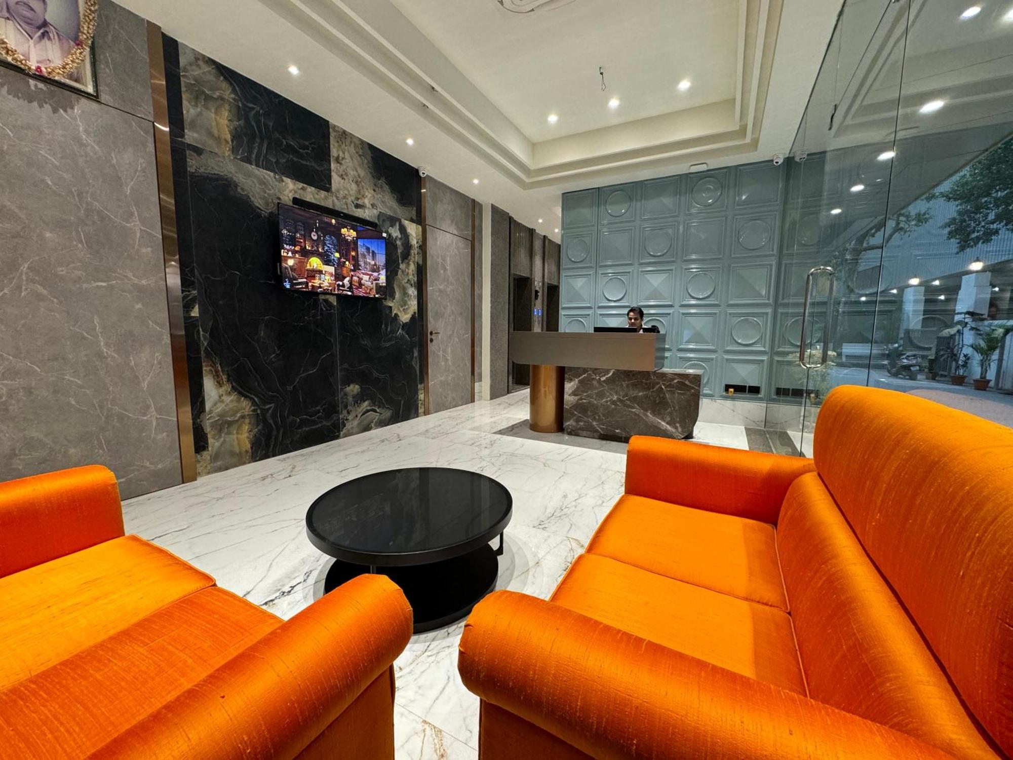 Hotel Mumbai House, Malad Exterior photo