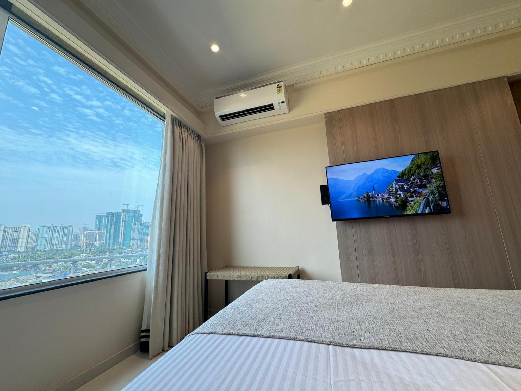 Hotel Mumbai House, Malad Exterior photo